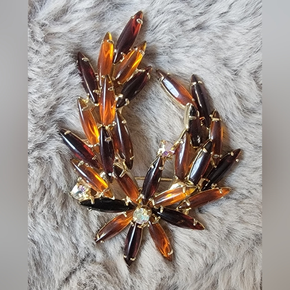 Amber and Gold Leaf Brooch